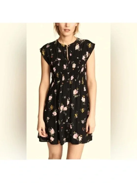 Free People summer black dress with smocked waist and floral print Size Large - Picture 2 of 10